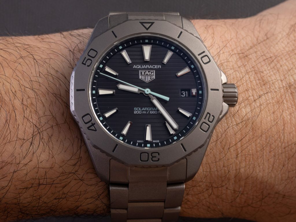 Super Clone TAG Heuer Aquaracer Professional 200 Solargraph Titanium